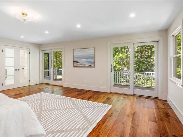 8 Evergreen Lane, Hingham MA 02043