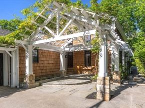 8 Evergreen Lane, Hingham MA 02043