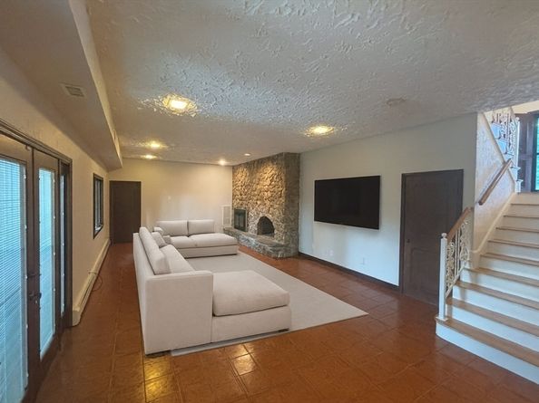 5 Azalea Rd, Winchester MA 01890