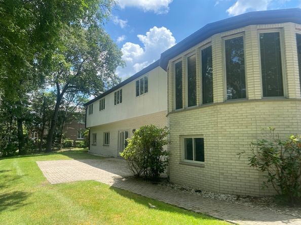 5 Azalea Rd, Winchester MA 01890