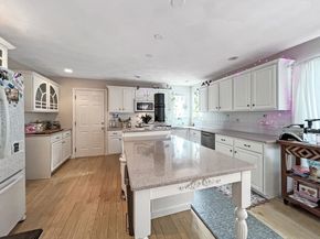5 Blueberry Ln, Stoneham MA 02180