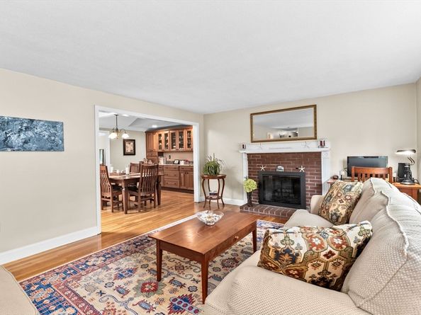 21 Juniper Brook Road, Northborough MA 01532