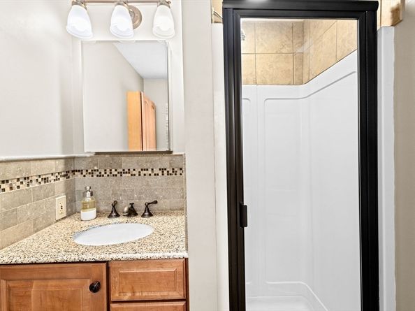 21 Juniper Brook Road, Northborough MA 01532