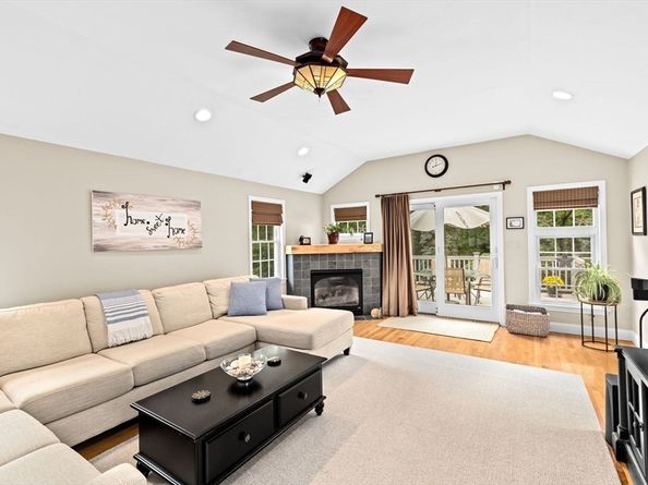 21 Juniper Brook Road, Northborough MA 01532