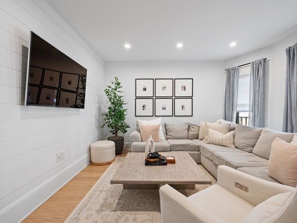 56-58 Carruth St 58, Boston MA 02124