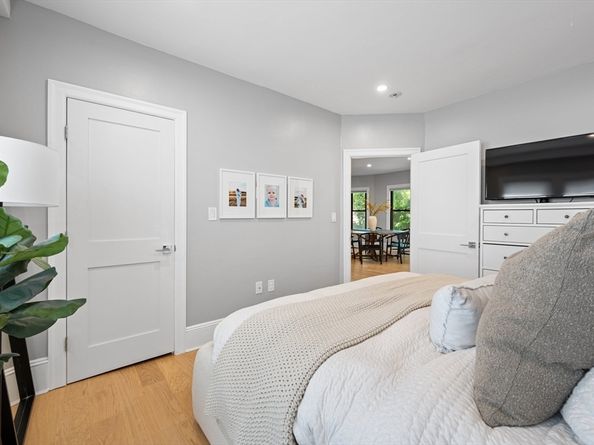 56-58 Carruth St 58, Boston MA 02124