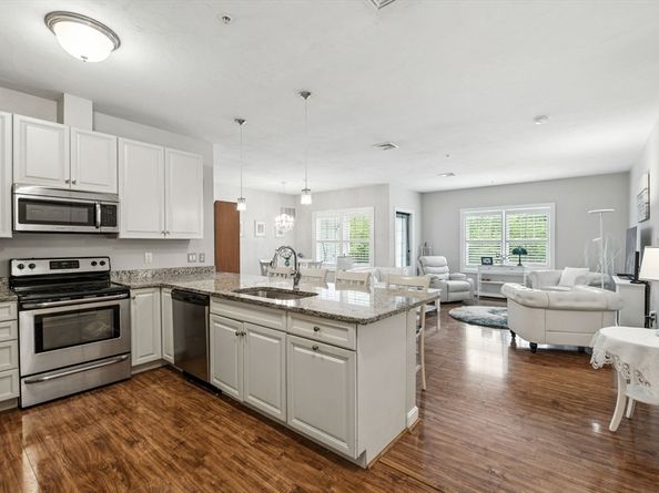 360 Andover St 2101, Danvers MA 01923