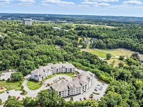 360 Andover St 2101, Danvers MA 01923