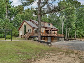 49R Elm Street