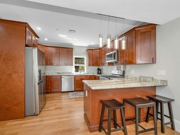 6 Nelly St 1, Wakefield MA 01880