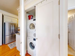 309-311 Emerson St 8, Boston MA 02127