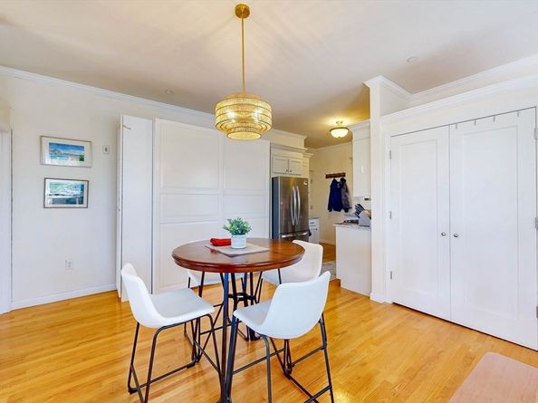 309-311 Emerson St 8, Boston MA 02127