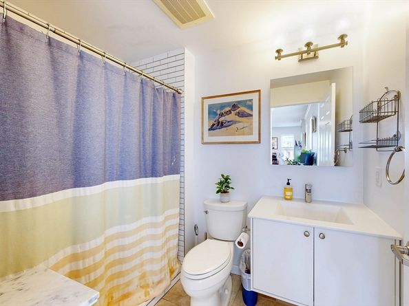 309-311 Emerson St 8, Boston MA 02127