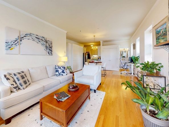 309-311 Emerson St 8, Boston MA 02127