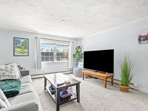 31 Elliott St 2B, Beverly MA 01915