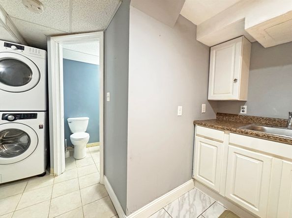 48 Harvard St 1, Newton MA 02460