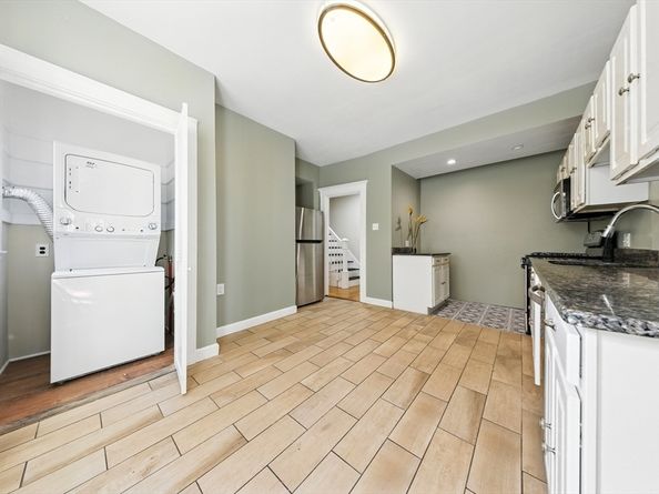 48 Harvard St 1, Newton MA 02460