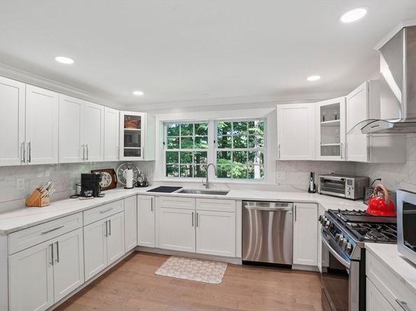 555 Old Harvard Rd, Boxborough MA 01719
