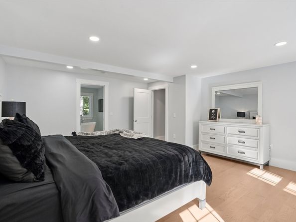 555 Old Harvard Rd, Boxborough MA 01719
