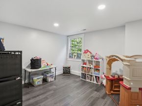 555 Old Harvard Rd, Boxborough MA 01719
