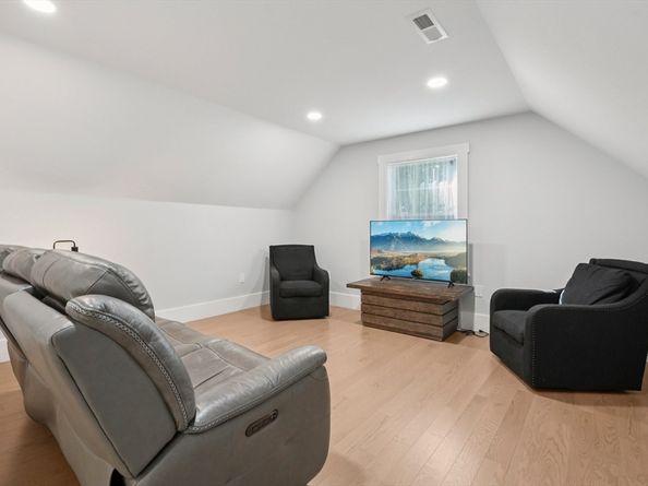 555 Old Harvard Rd, Boxborough MA 01719