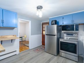 93 Longmeadow Ave, Worcester MA 01606