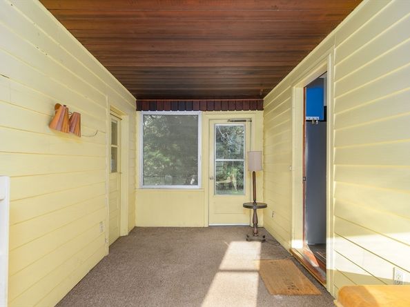 93 Longmeadow Ave, Worcester MA 01606