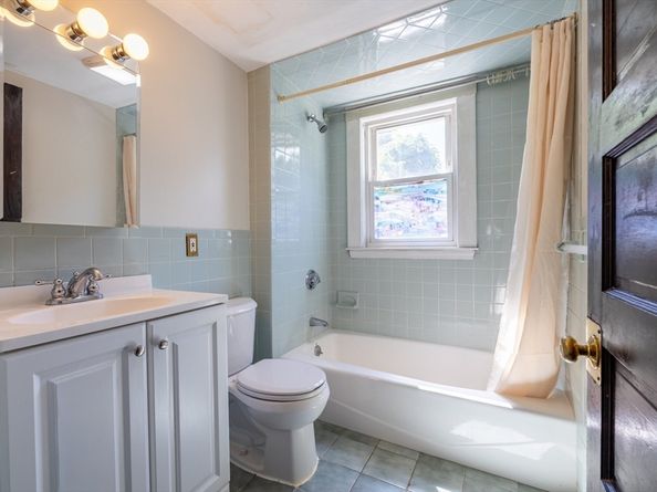83-85 Mount Hope St, Dedham MA 02026