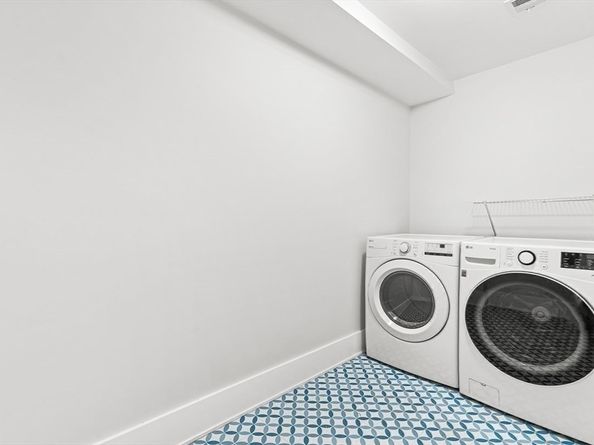 65 Summer St 1, Natick MA 01760