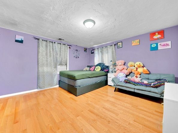 38 Browns Ave 38, Lynn MA 01905