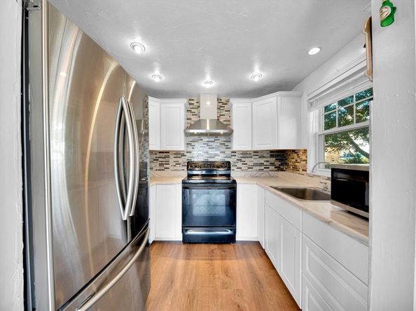38 Browns Ave 38, Lynn MA 01905