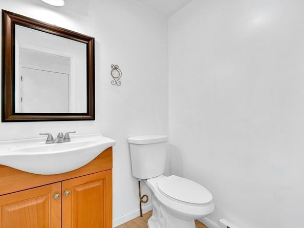 38 Browns Ave 38, Lynn MA 01905