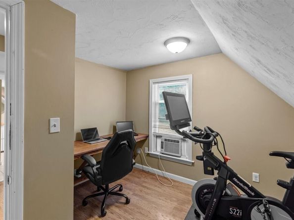 45 West St, Middleboro MA 02346