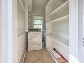 34 Garnet St, Fitchburg MA 01420