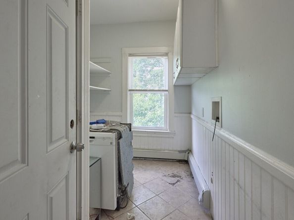 34 Garnet St, Fitchburg MA 01420