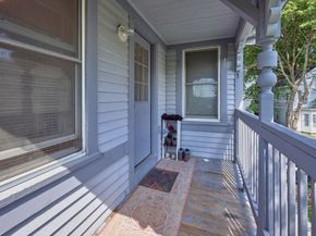 34 Garnet St, Fitchburg MA 01420