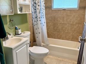 106 Baldwin Ave, Framingham MA 01701