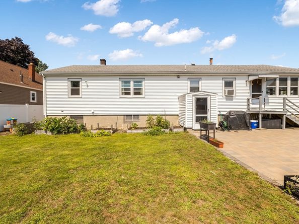 26 Spencer Ave, Saugus MA 01906