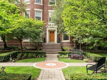141 Beaconsfield Rd