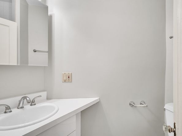 141 Beaconsfield Rd 6, Brookline MA 02445