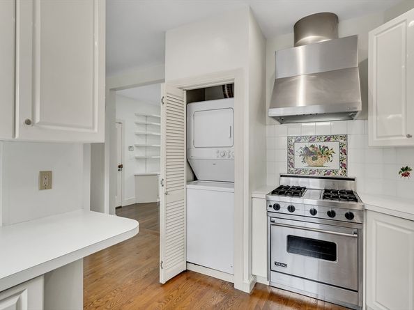 141 Beaconsfield Rd 6, Brookline MA 02445