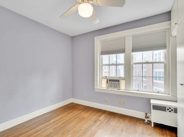 141 Beaconsfield Rd 6, Brookline MA 02445