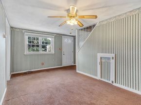 50 Hartford Ave E, Mendon MA 01756