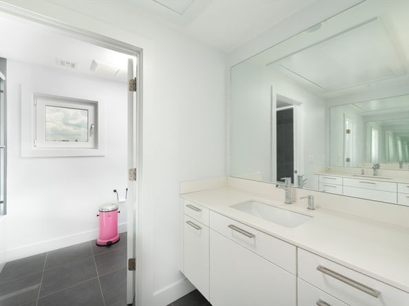 49 Powisset St, Dover MA 02030
