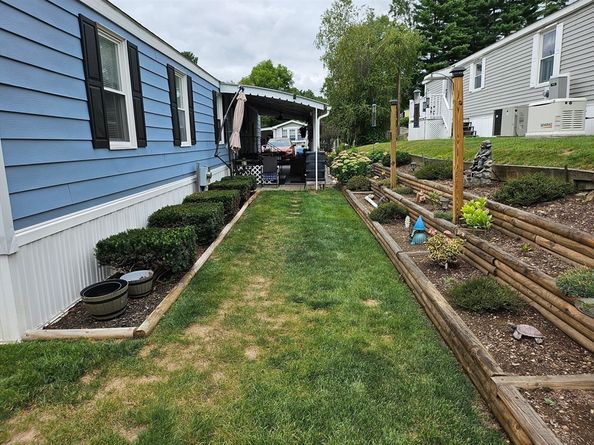 135 Pine Avenue, Sturbridge MA 01566