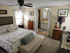 135 Pine Avenue, Sturbridge MA 01566