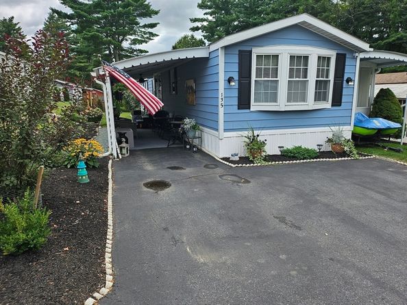135 Pine Avenue, Sturbridge MA 01566