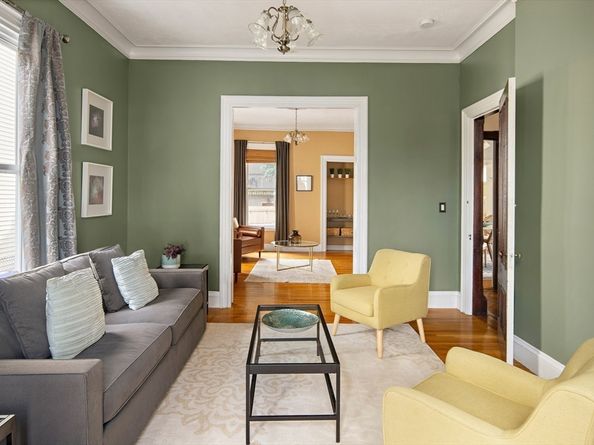 8 Thornley St, Boston MA 02125