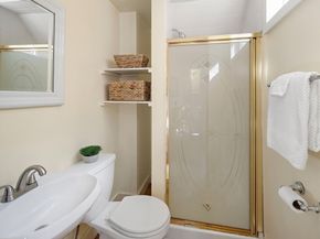 8 Thornley St, Boston MA 02125