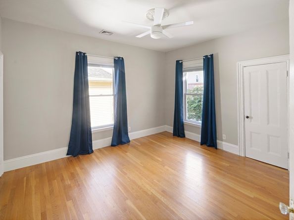 8 Thornley St, Boston MA 02125